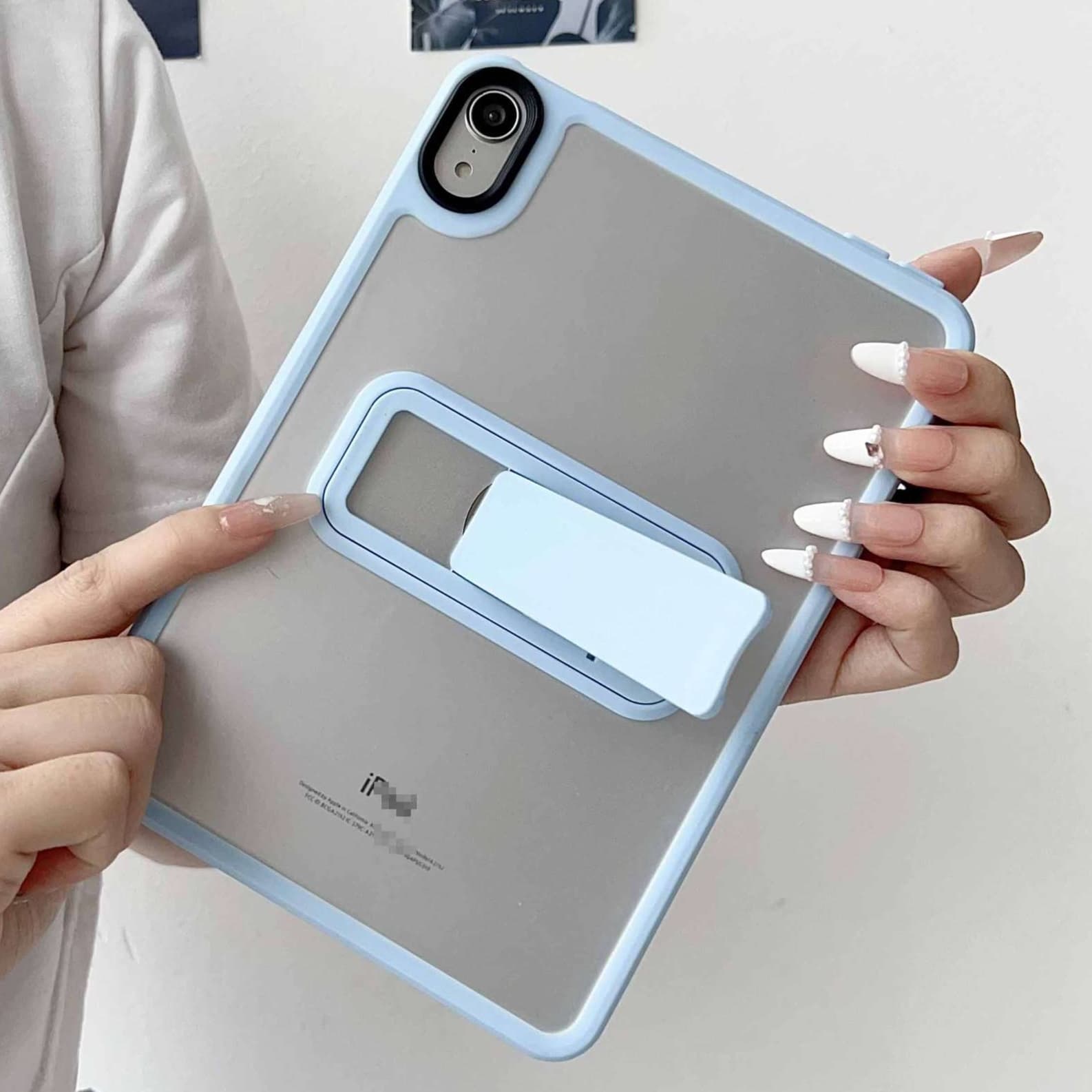 iPadケース 半透明 背面保護 スタンド付きケース