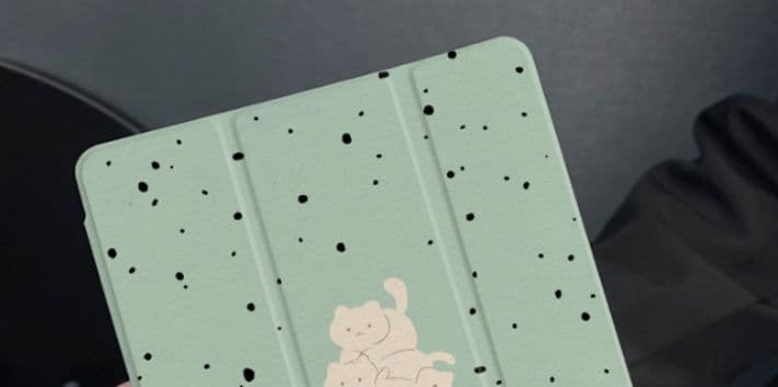 ipadカバー かわいい動物スイーツデザイン三つ折り保護ケース