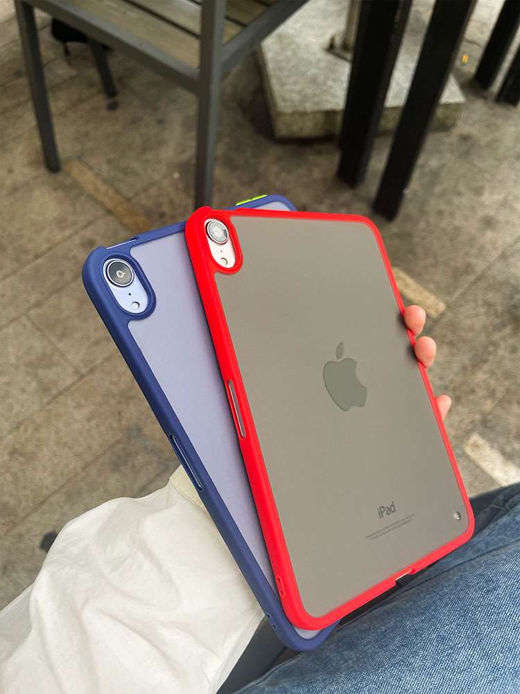 iPadケース　耐衝撃 アイパッドエア 背面クリアケース
