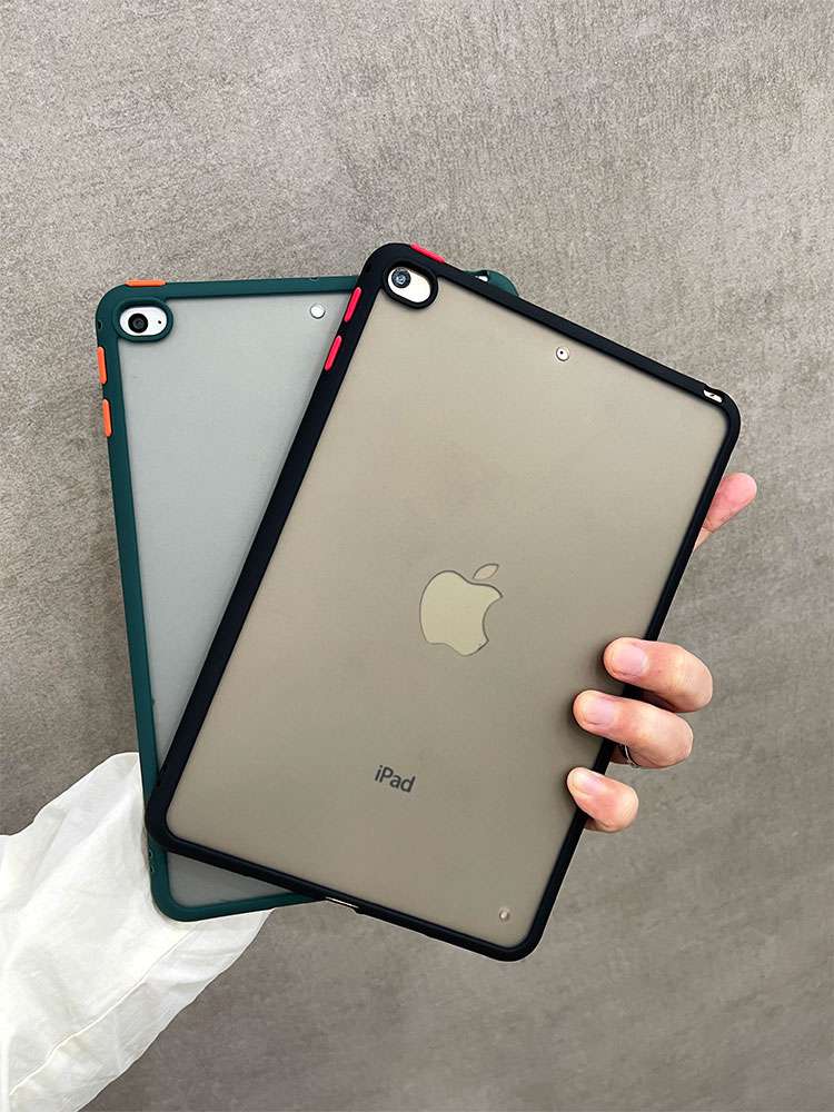 iPadケース　耐衝撃 アイパッドエア 背面クリアケース