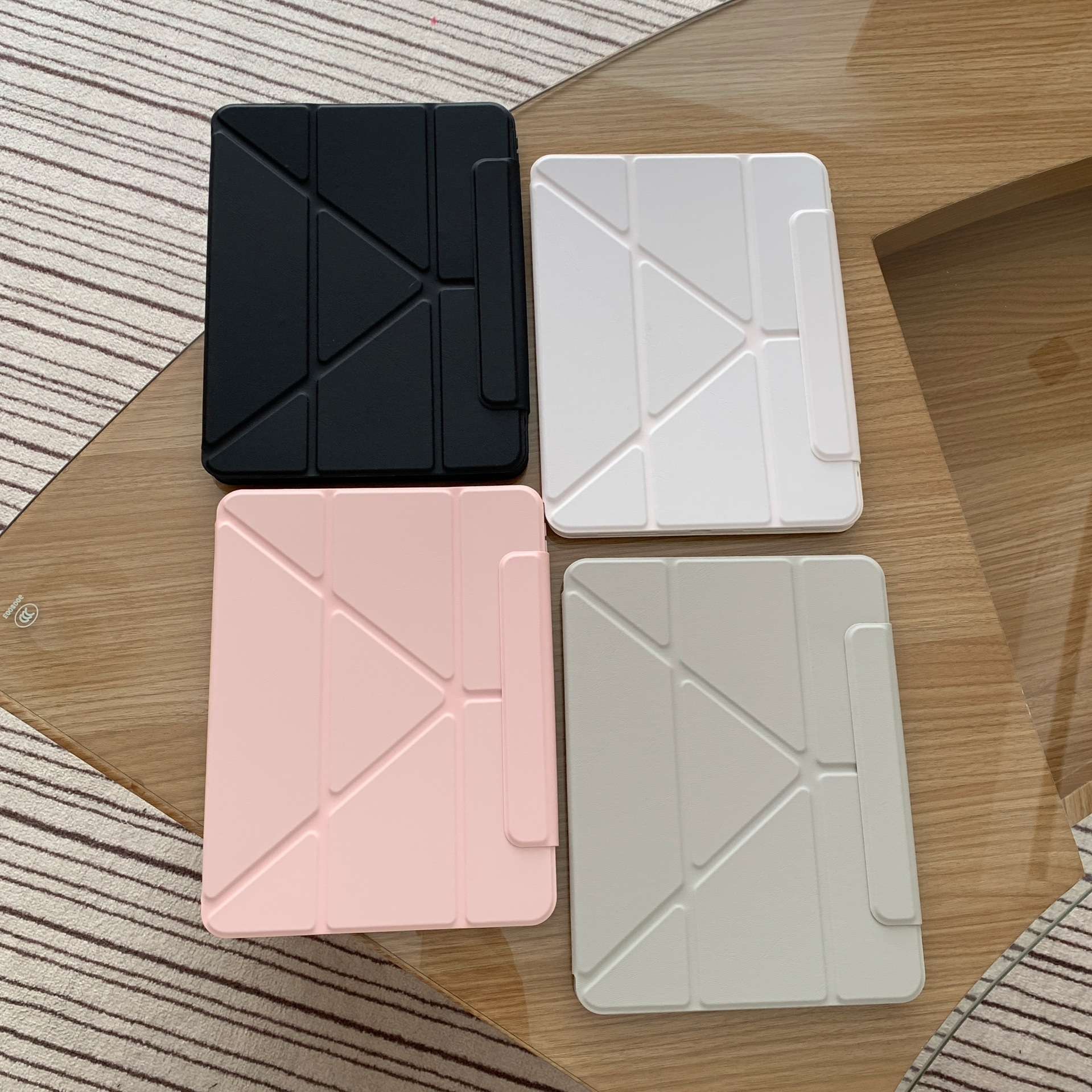 iPadケース　iPadアクセサリー 折り畳み式スタンドカバー