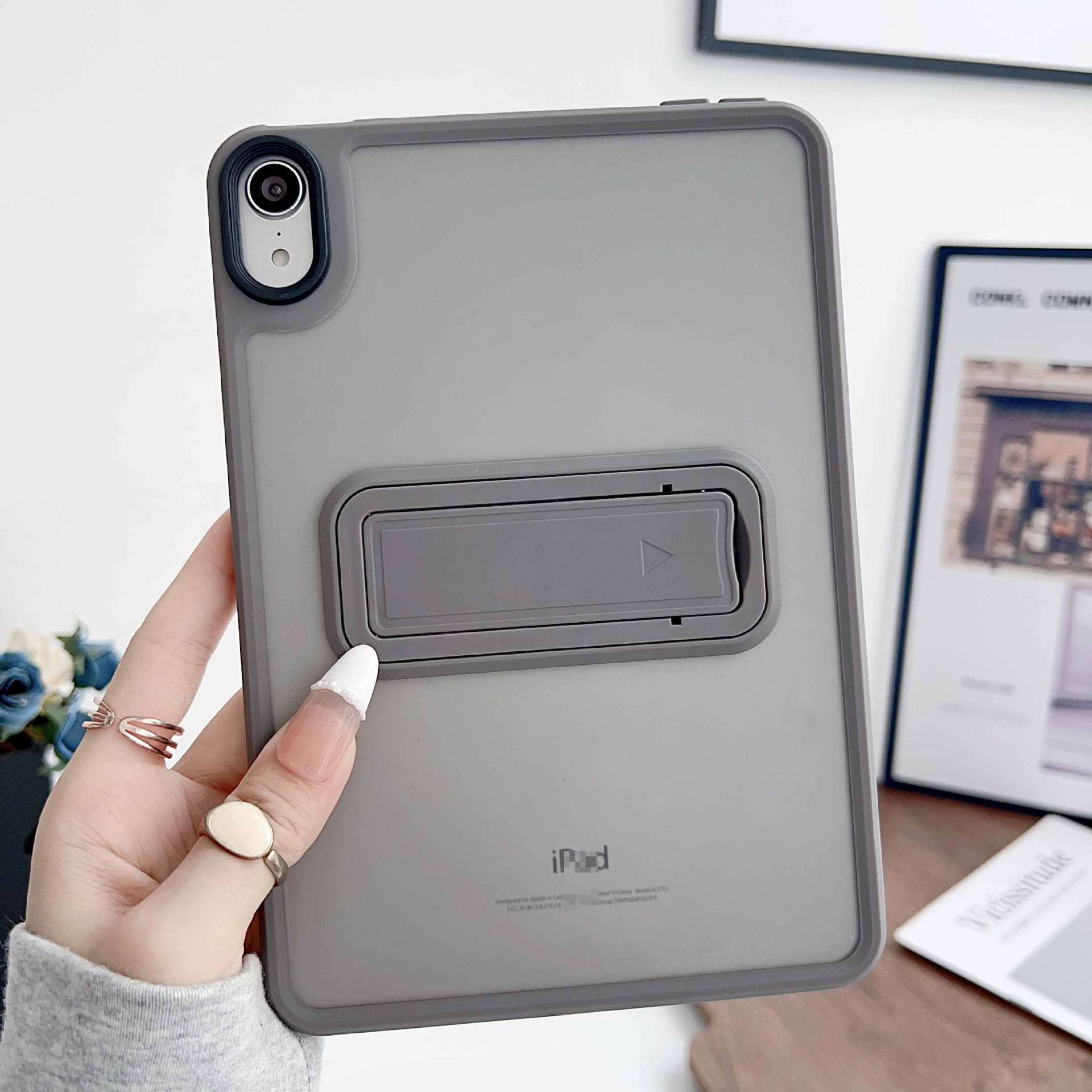 iPadケース 半透明 背面保護 スタンド付きケース