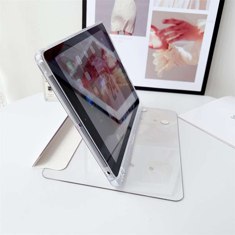 iPadケース　透明保護ケース付き角度調整スタンド