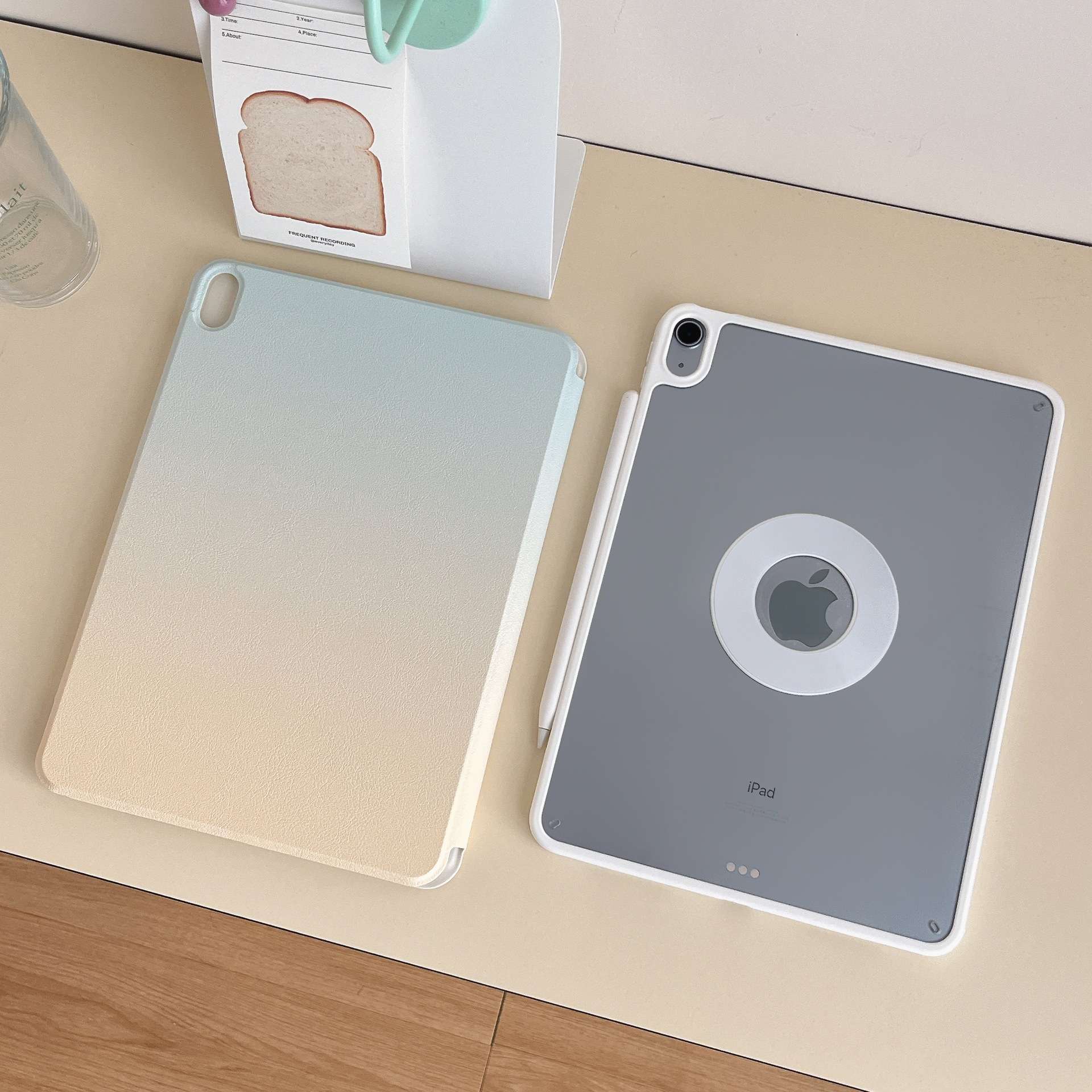 iPadケース　 薄型フォリオ型モバイルカバー