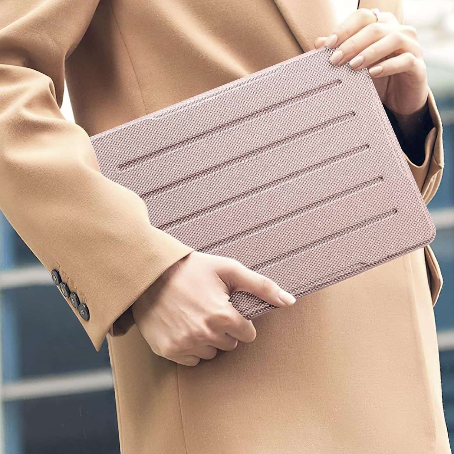 iPadケース 多角度調整 防振保護カバー 軽量タイプ