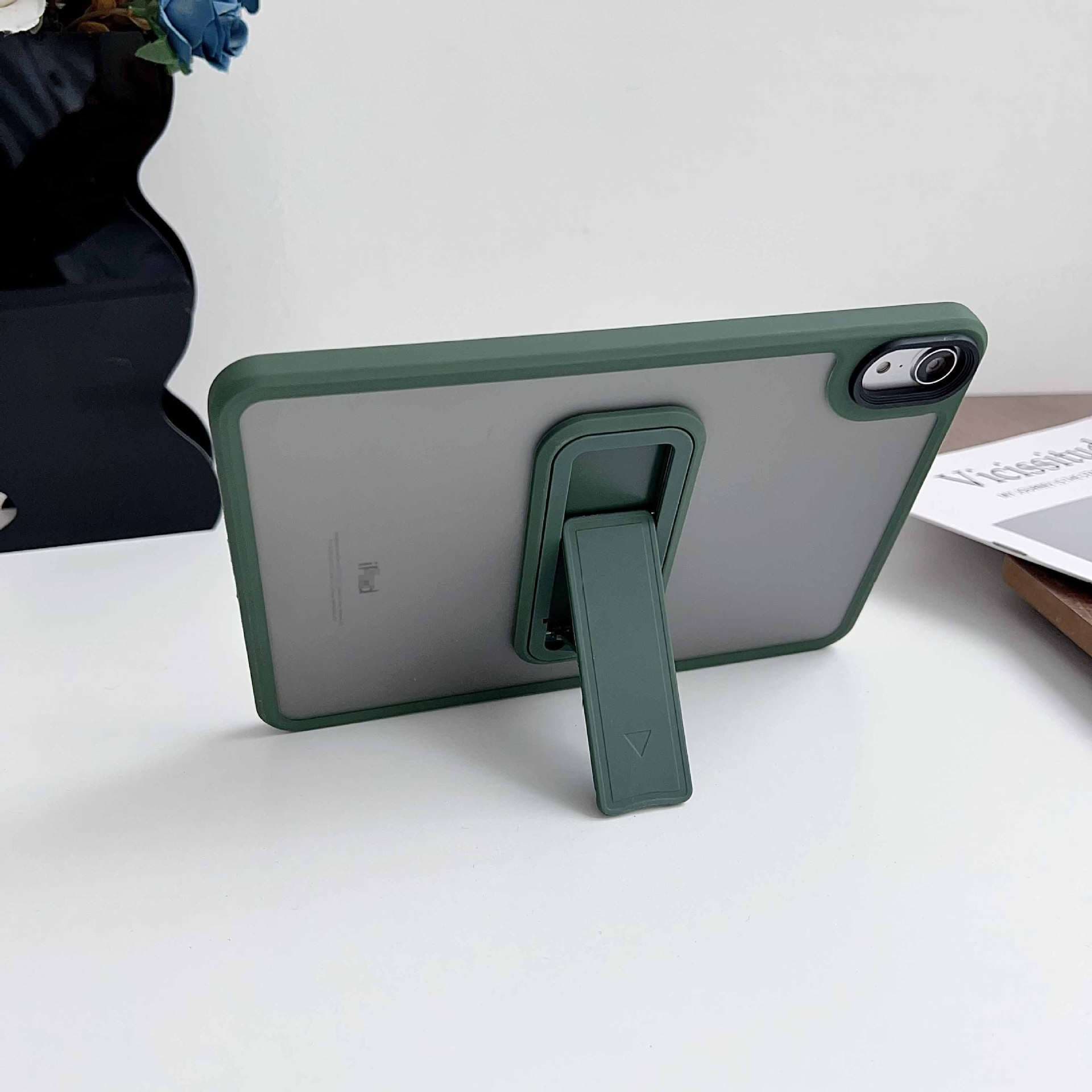 iPadケース 半透明 背面保護 スタンド付きケース