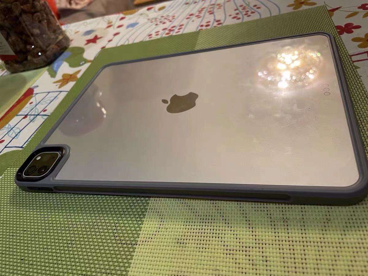 iPadケース　磁気吸着式アイパッドプロ保護ケース