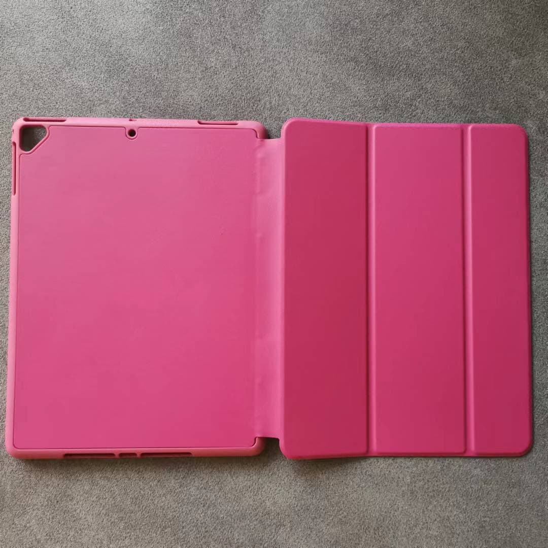 ipadカバー 三つ折りスタンド機能付き多機能保護カバー