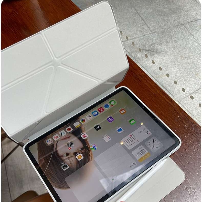 iPadケース 折り畳みスタンド機能付きタブレットケース