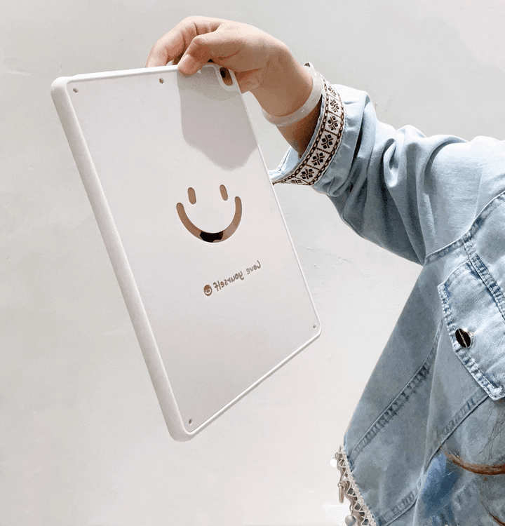 ipadカバー 笑顔モチーフ 自己肯定感ケース