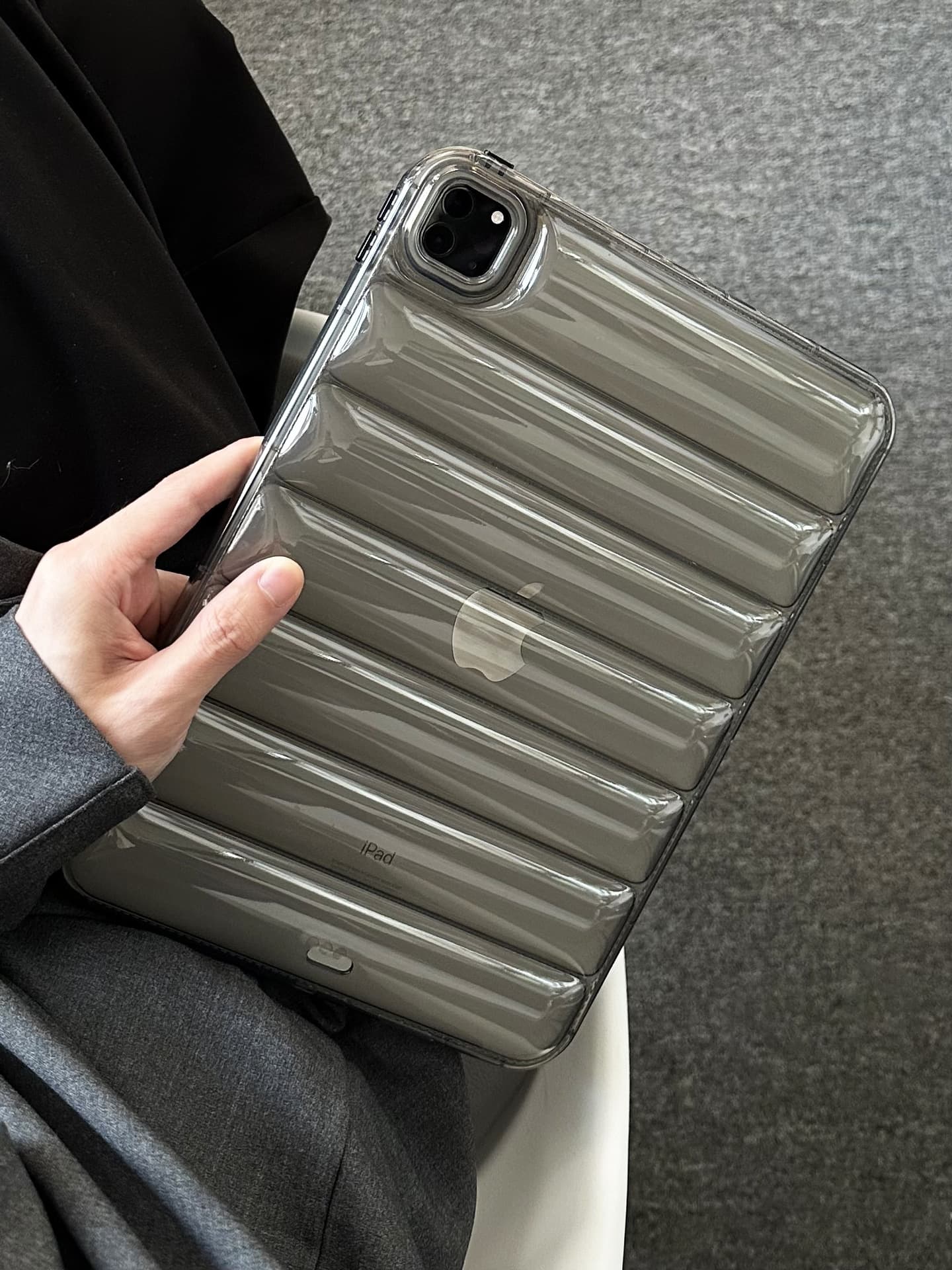 ipadカバー スーツケース風デザイン透明保護カバー