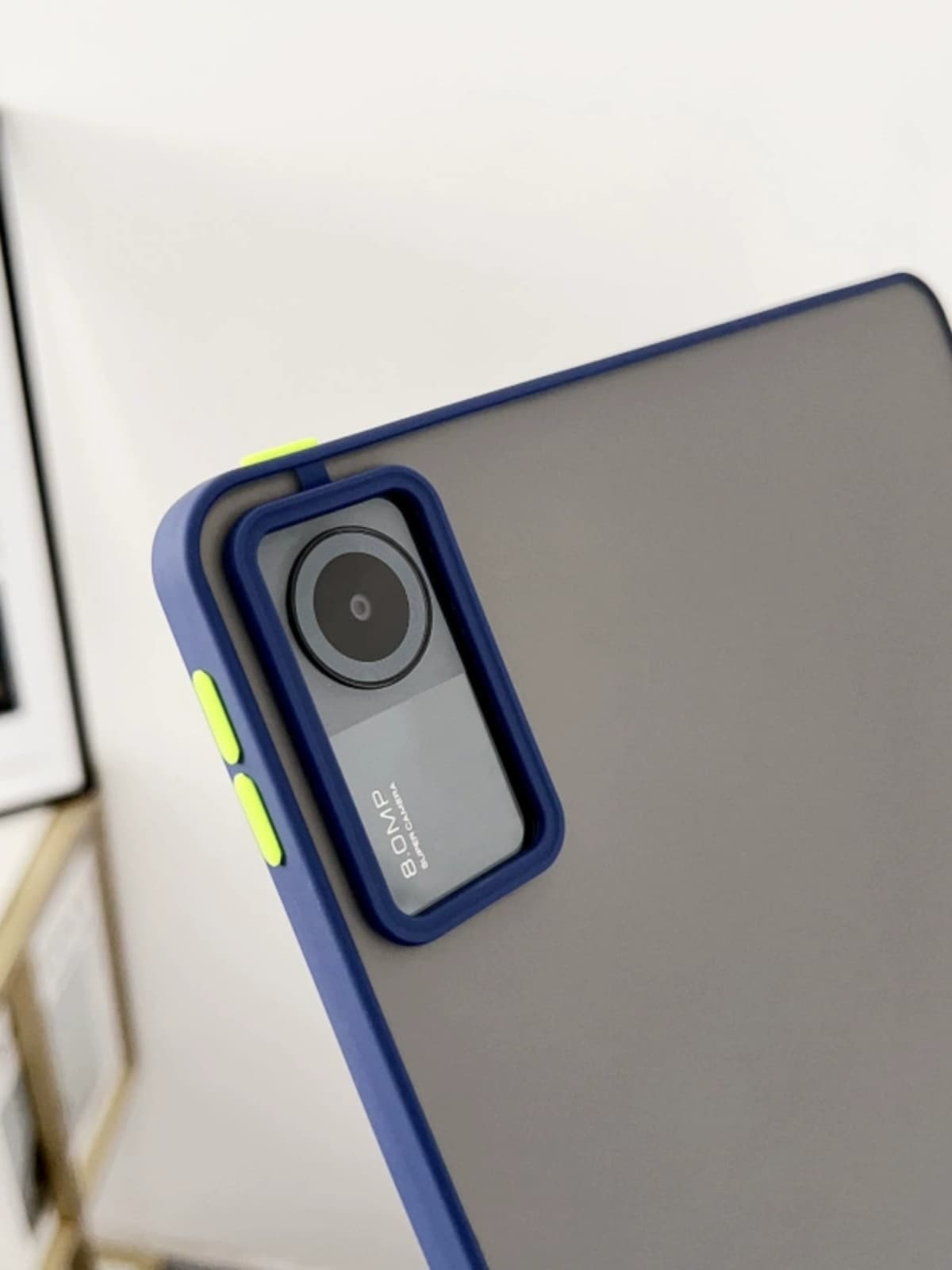 ipadカバー バンパー付き半透明保護ケース